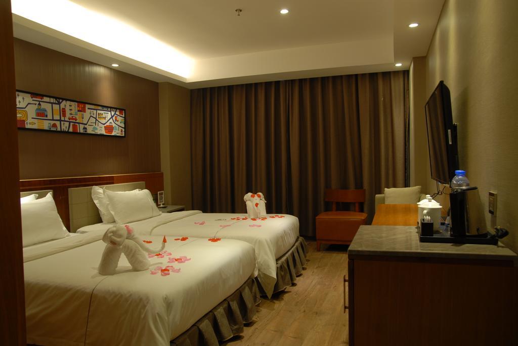 Insail Hotel Zhuhai Buitenkant foto