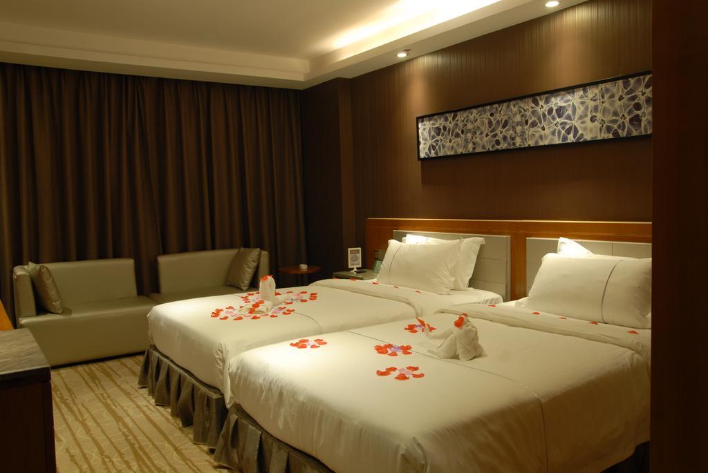 Insail Hotel Zhuhai Buitenkant foto