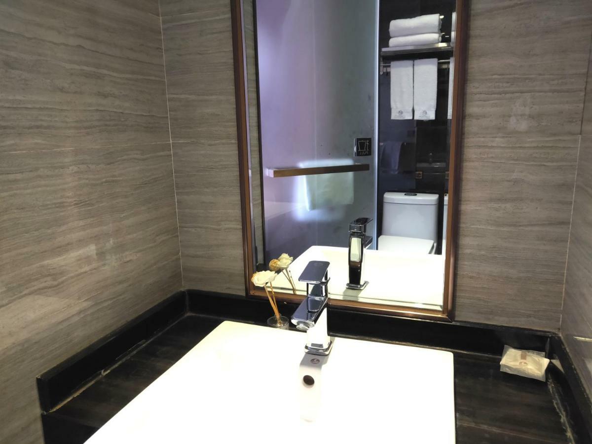 Insail Hotel Zhuhai Buitenkant foto