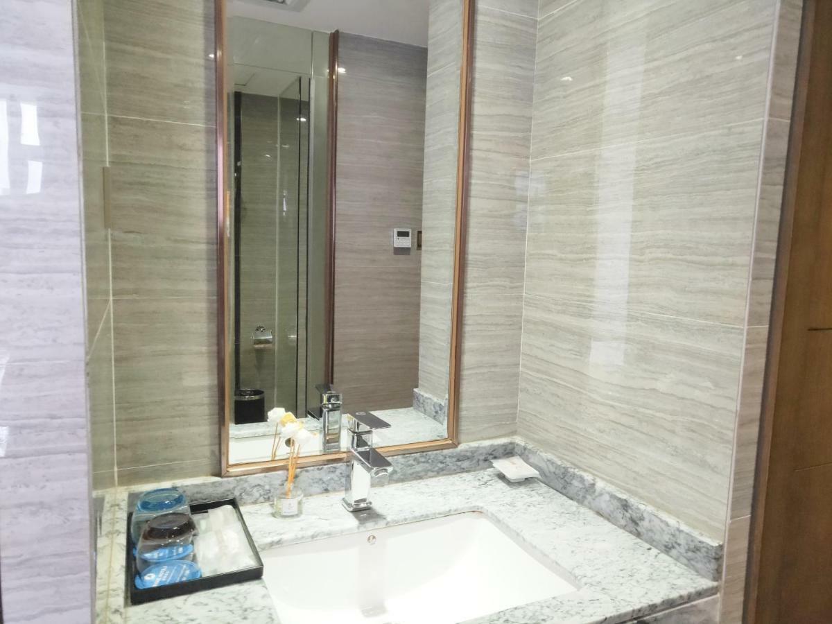 Insail Hotel Zhuhai Buitenkant foto